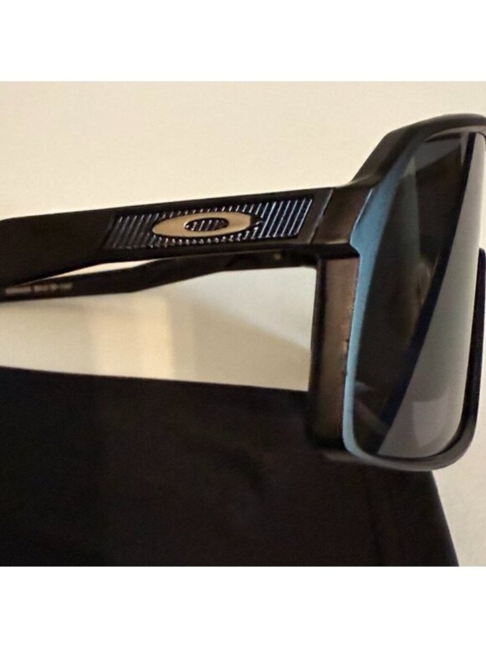 OO9406 Oakley SUTRO Matte Black Frame Prizm Black Lenses - Picture 7 of 10